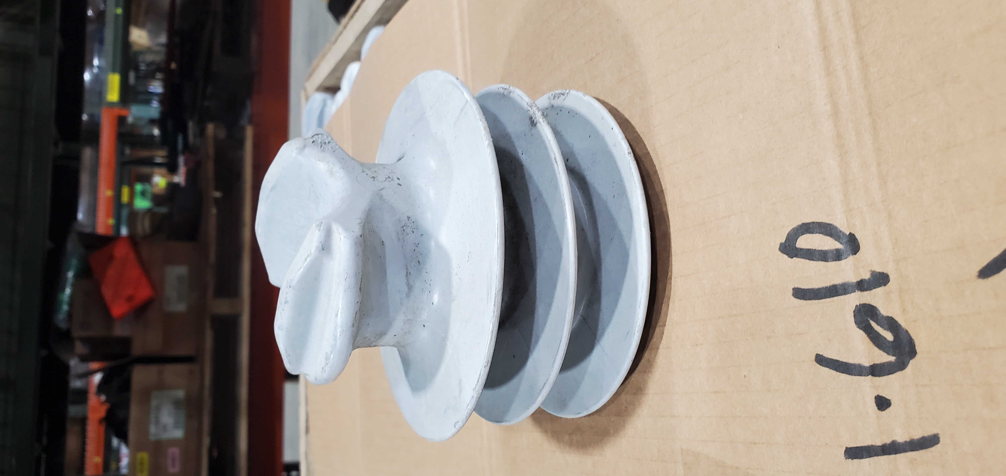 INSULATOR, PIN POLYMER GRV 15KV